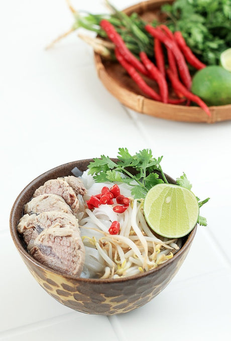 Authentische Phở Bò - Vietnamesische Rindfleischsuppe - RamenHeaven