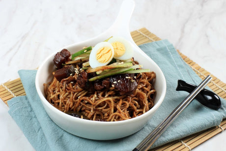 Jajangmyeon – Korean Noodles mit Schwarzer Bohnenpaste - RamenHeaven