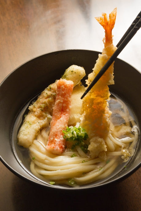 Tempura Udon (天ぷらうどん) – Udon mit knusprigem Tempura - RamenHeaven