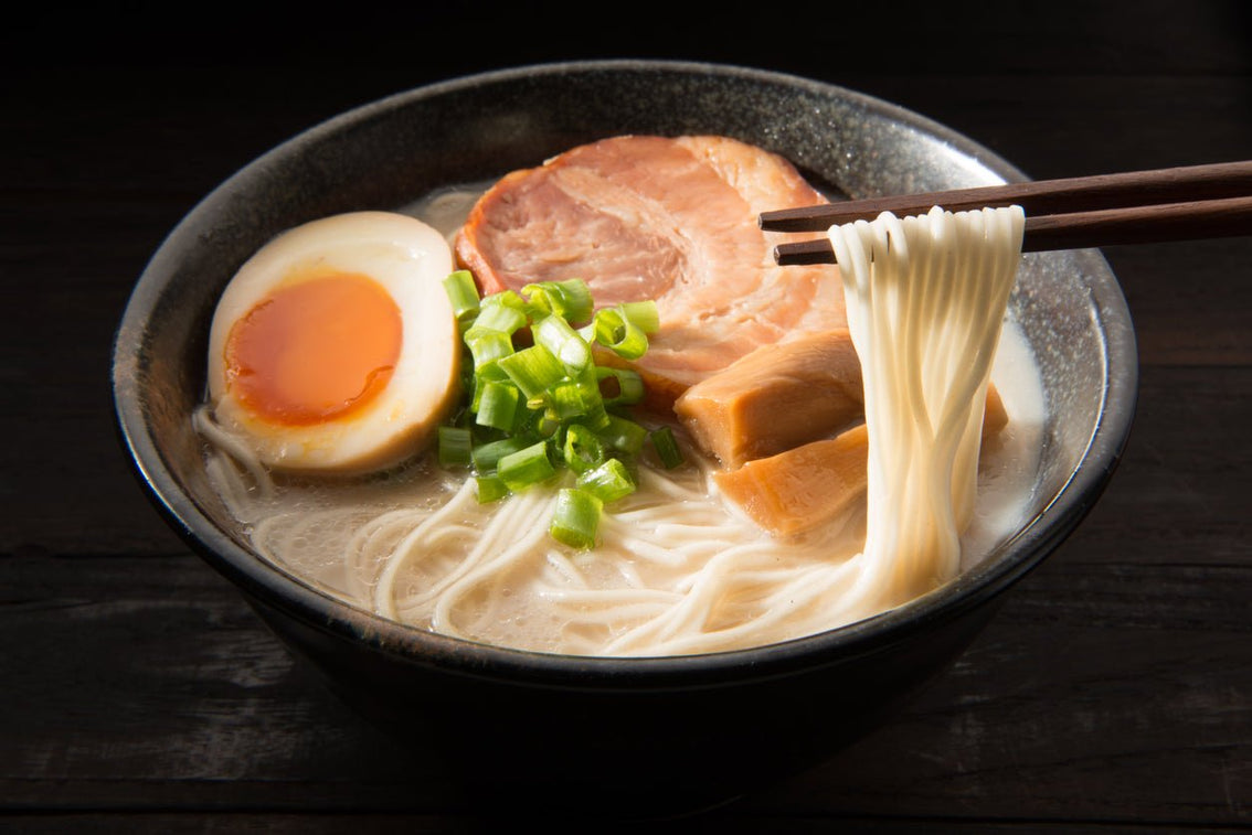 Ultimatives Schweinefleisch Ramen Rezept: Authentische japanische Nudelsuppe selbst gemacht - RamenHeaven